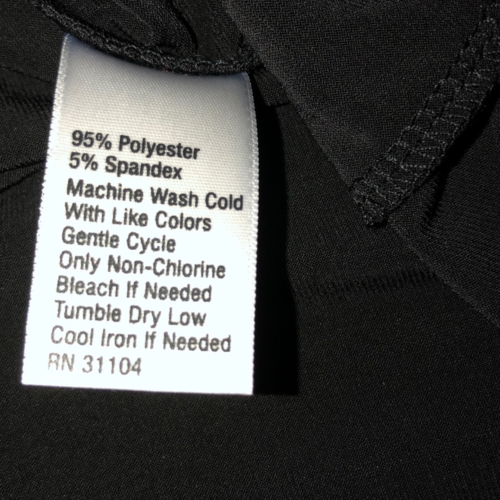 KAARI Capris - Picture 7 of 8